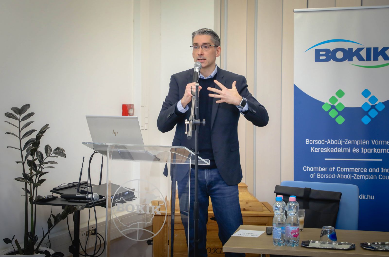 2026. február 04 - Azurák Csaba kommunikációs szakértő volt a BOKIK vendége - kép