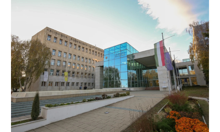 Szakirányú továbbképzéseket indít a Miskolci Egyetem